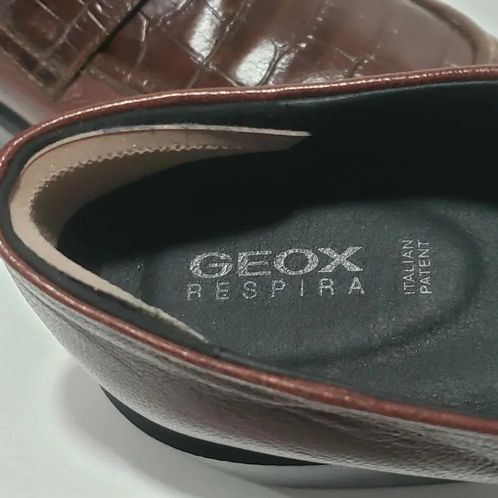 Womans Geox Respira Block Heel Brown Italian Patent Chunky Shoes Size 40 - Picture 8 of 8